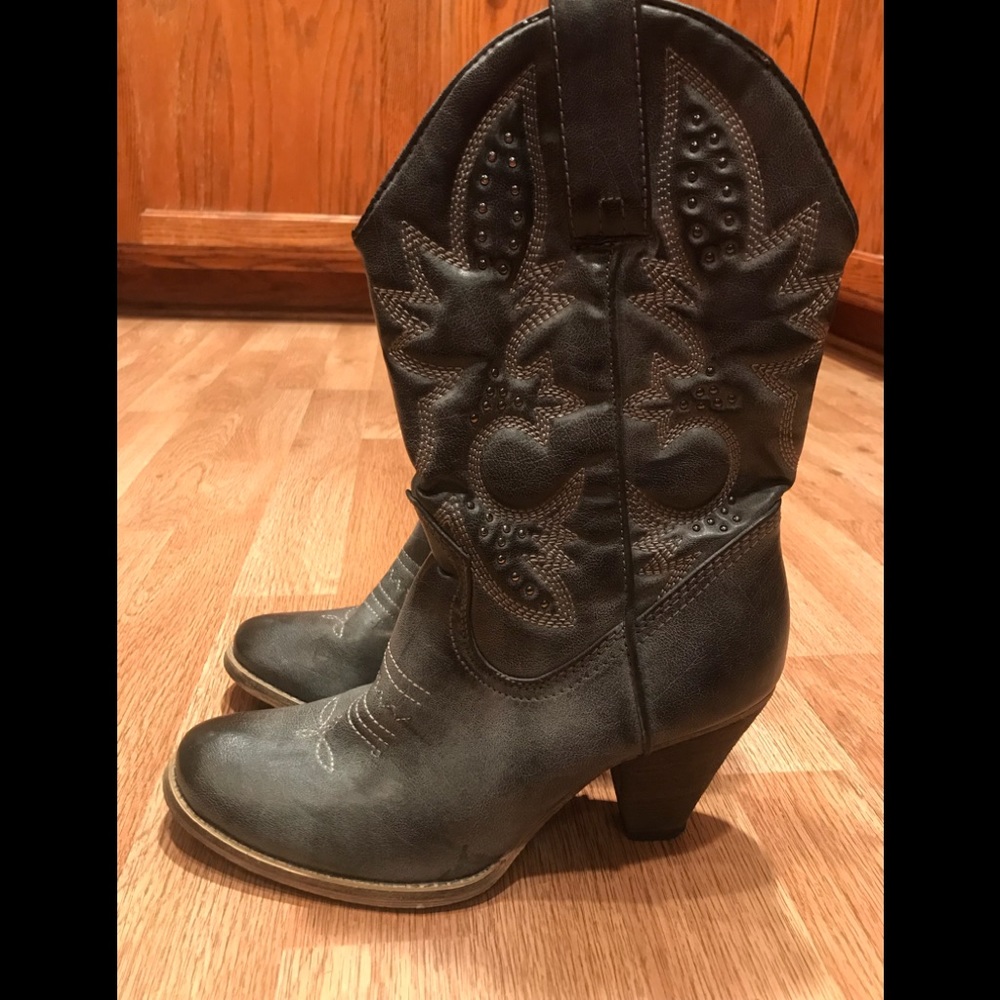Cowboy boots